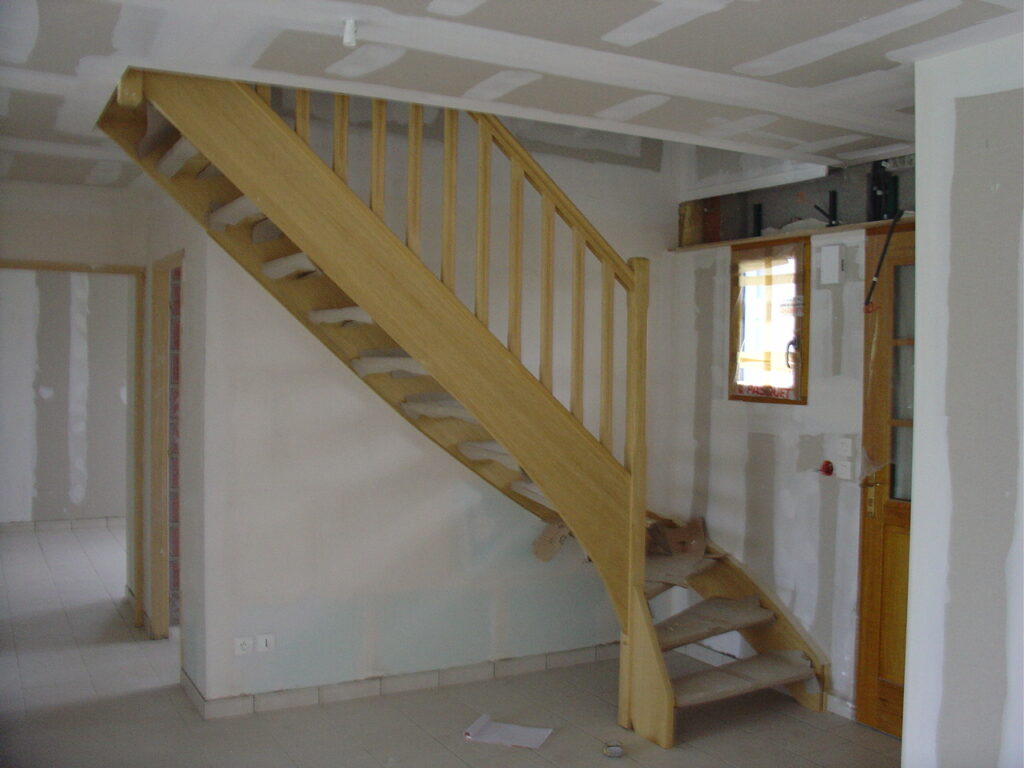 Escalier quart de tour hêtre
